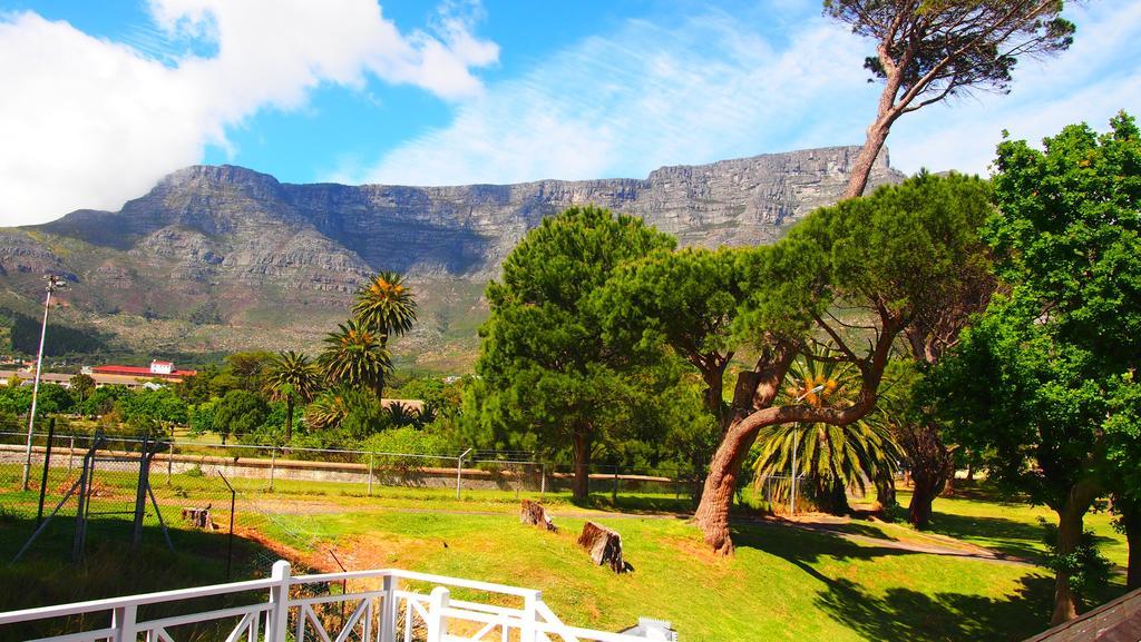 Hostel Ashanti Backpackers Cape Town