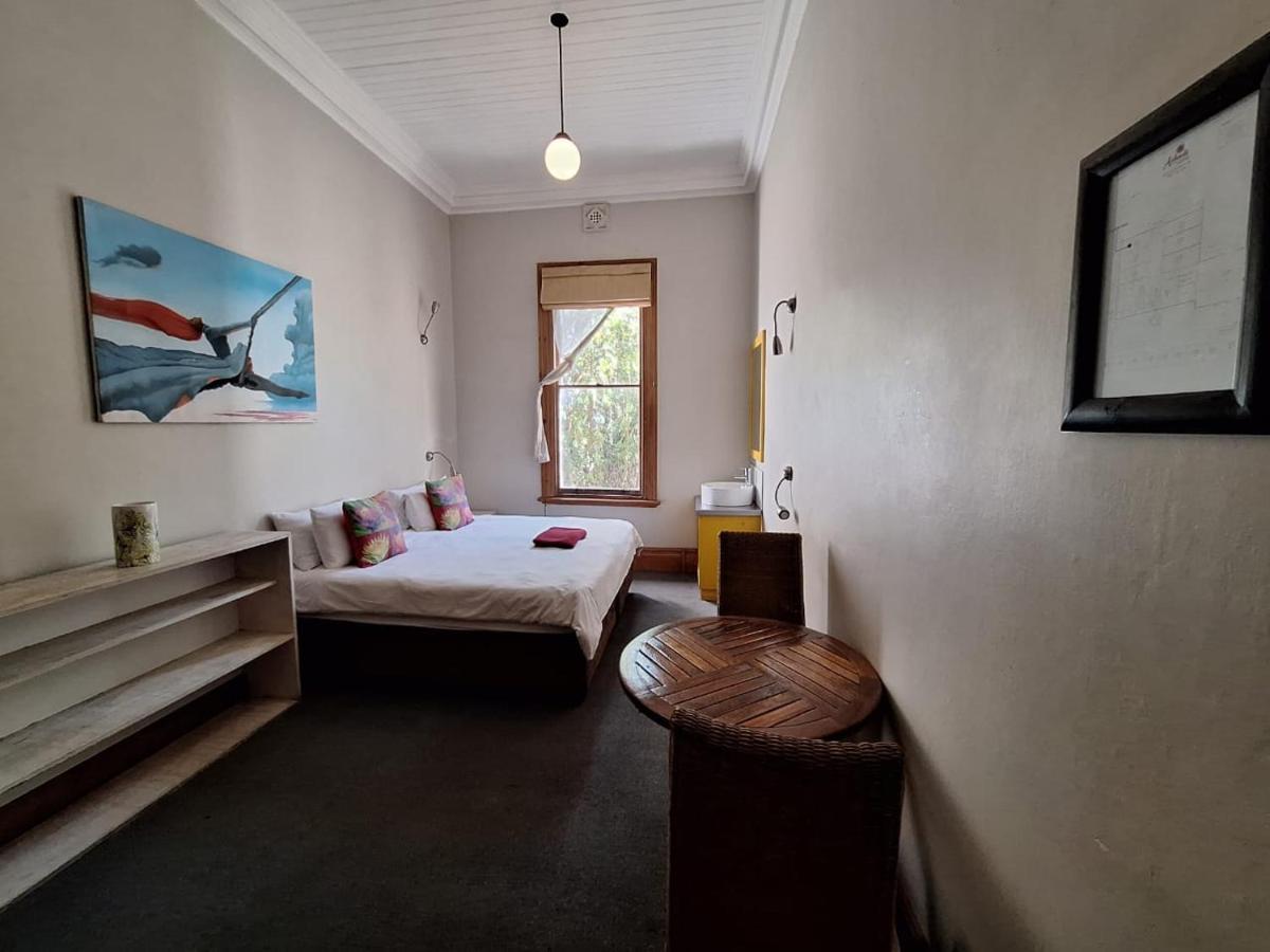 Albergue Ashanti Backpackers *