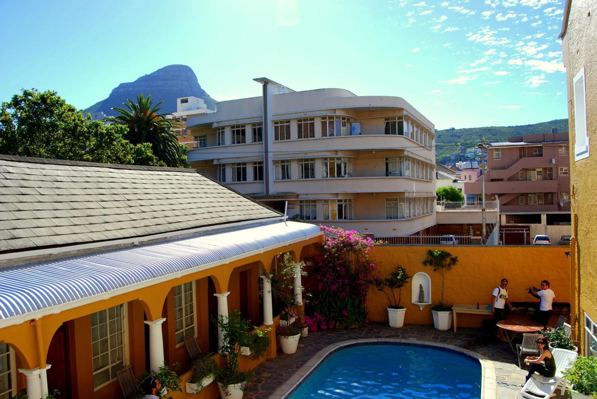 Hostel Ashanti Backpackers