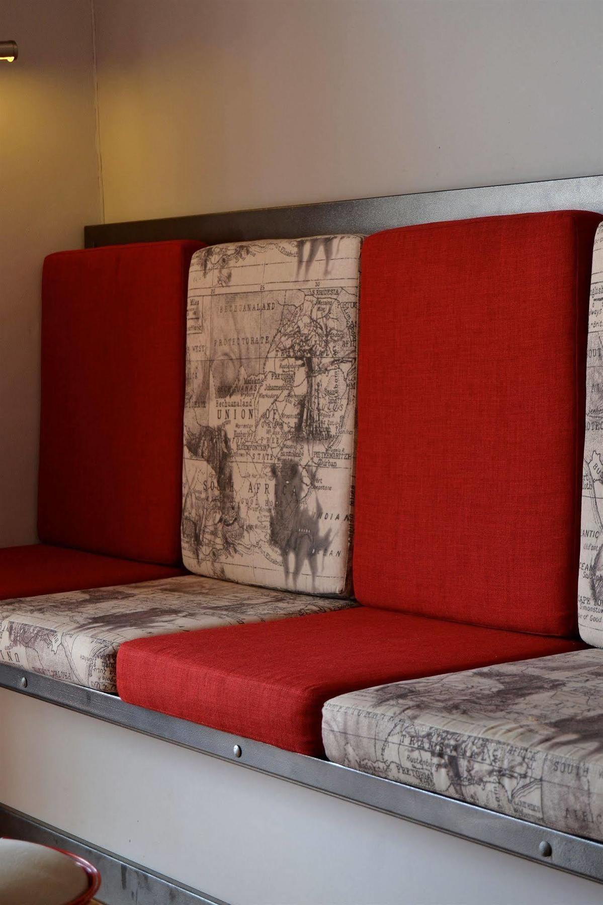 Ashanti Backpackers Hostel Cape Town