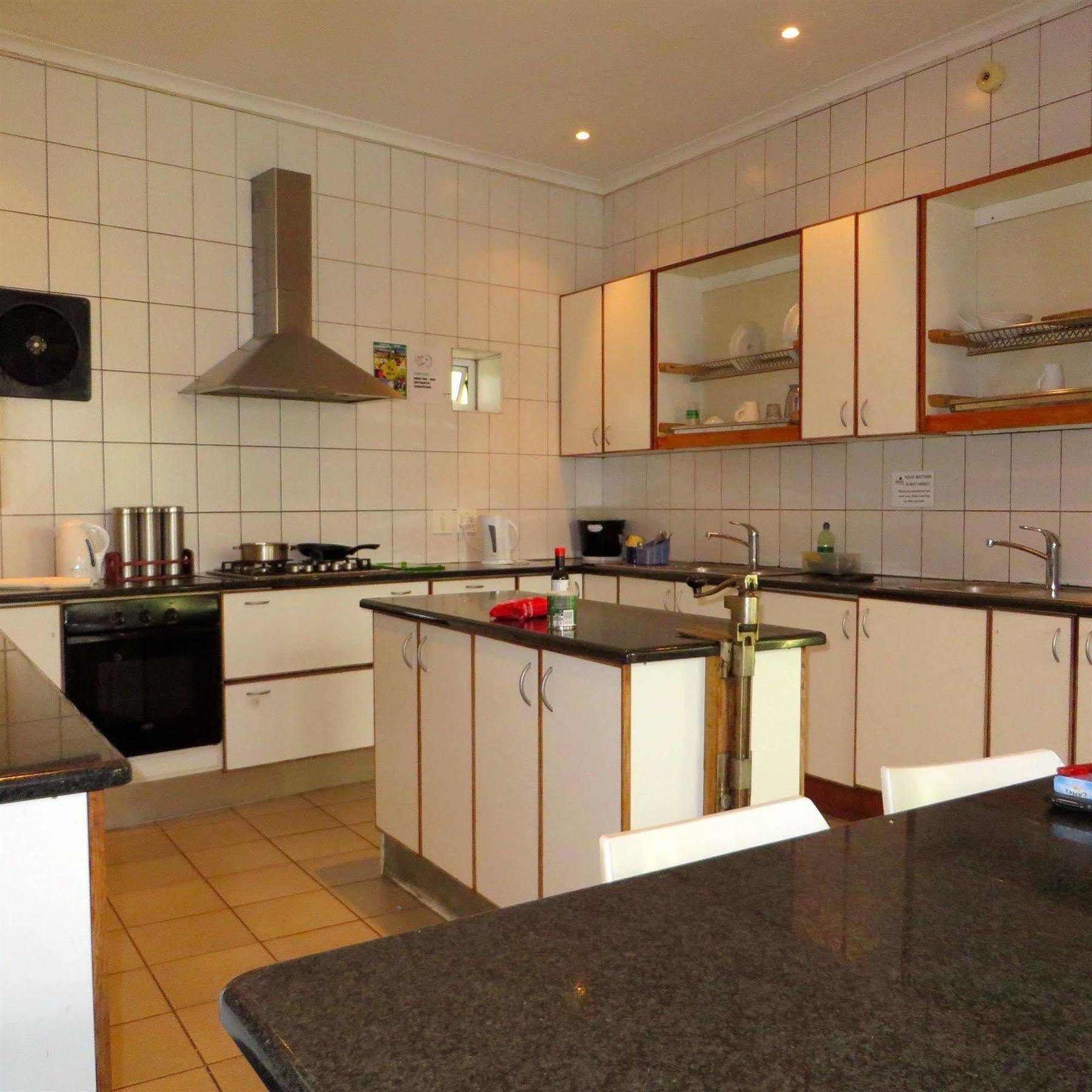 Ashanti Backpackers Cape Town